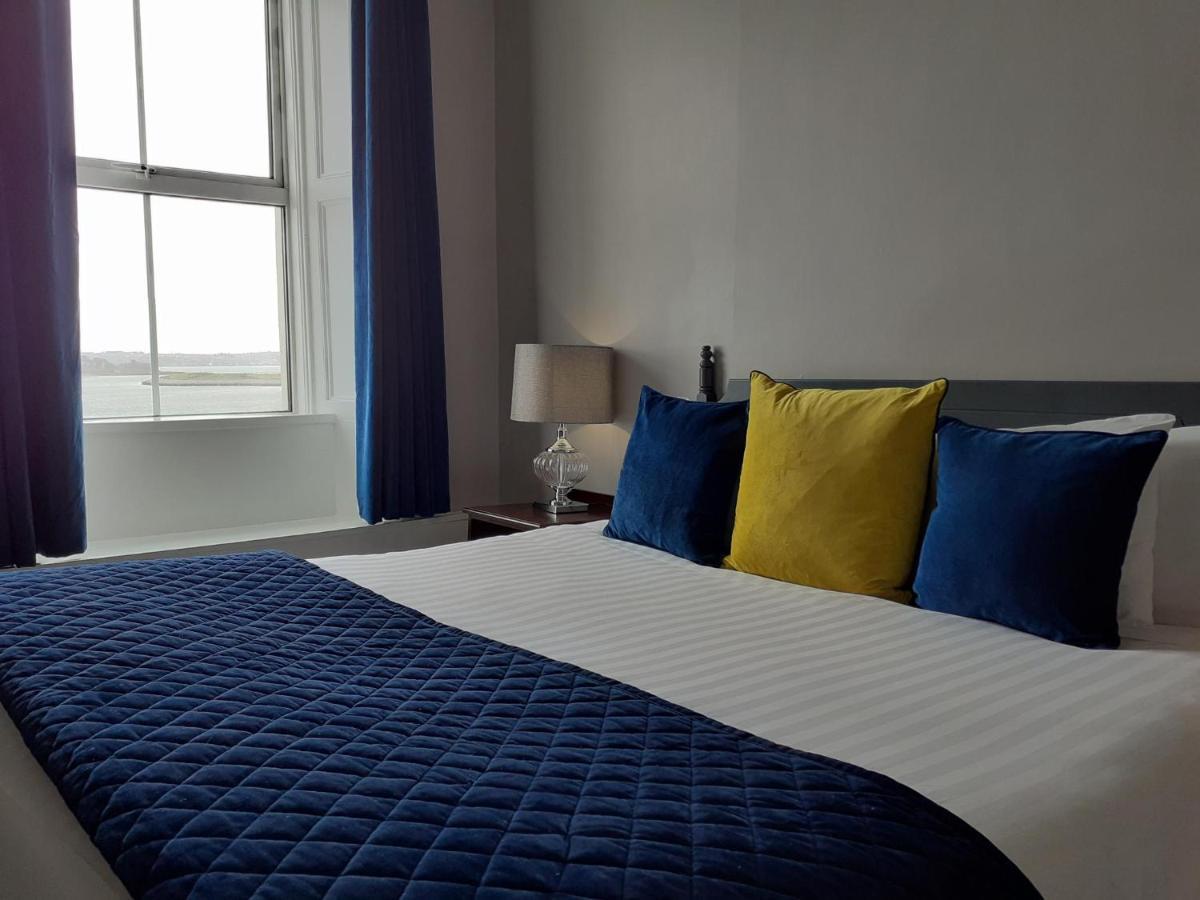 Commodore Hotel Cobh Kültér fotó