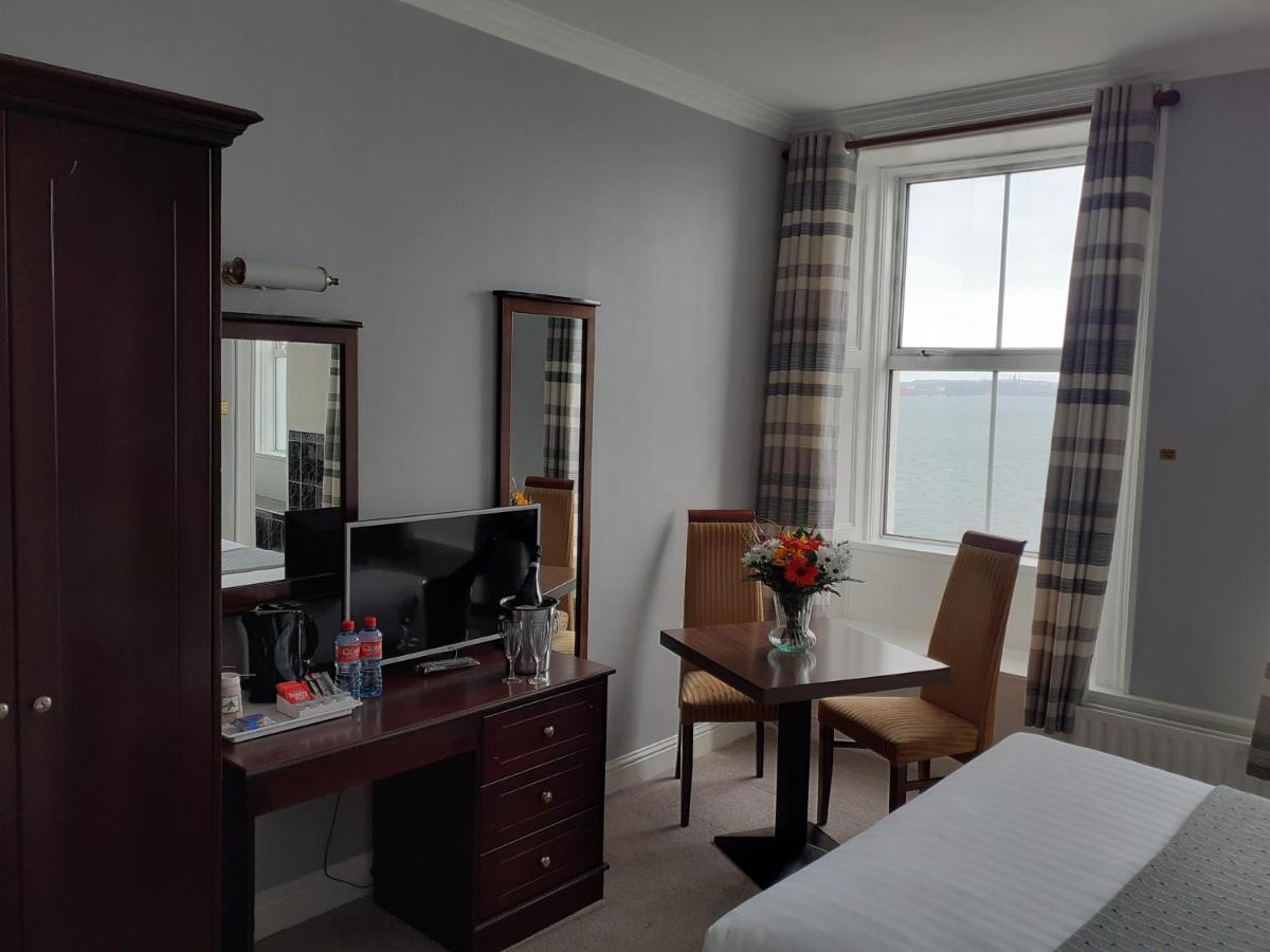 Commodore Hotel Cobh Kültér fotó
