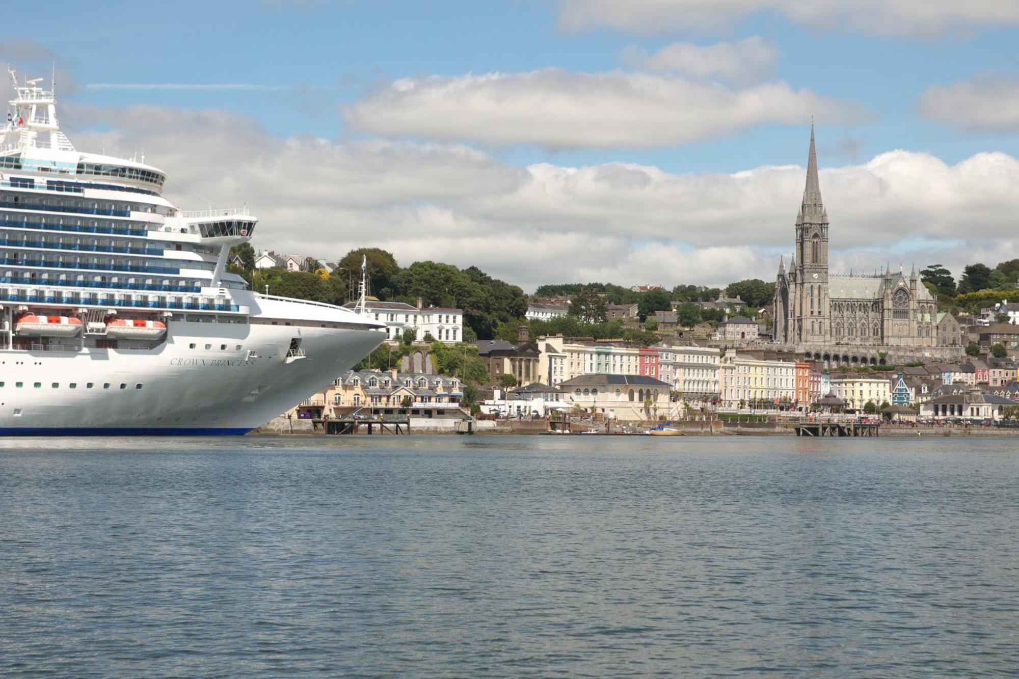 Commodore Hotel Cobh Kültér fotó