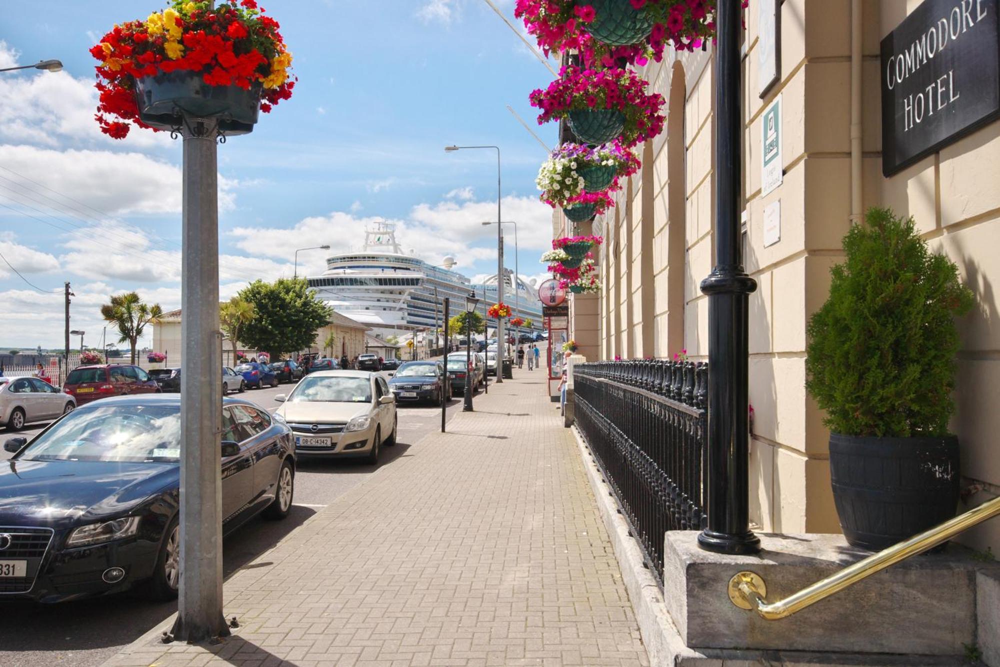 Commodore Hotel Cobh Kültér fotó