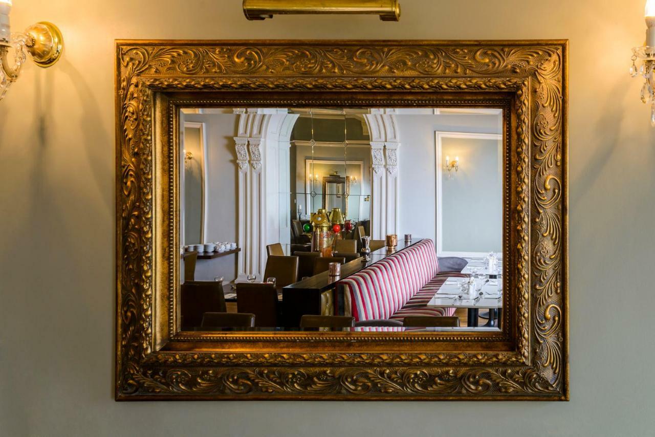 Commodore Hotel Cobh Kültér fotó