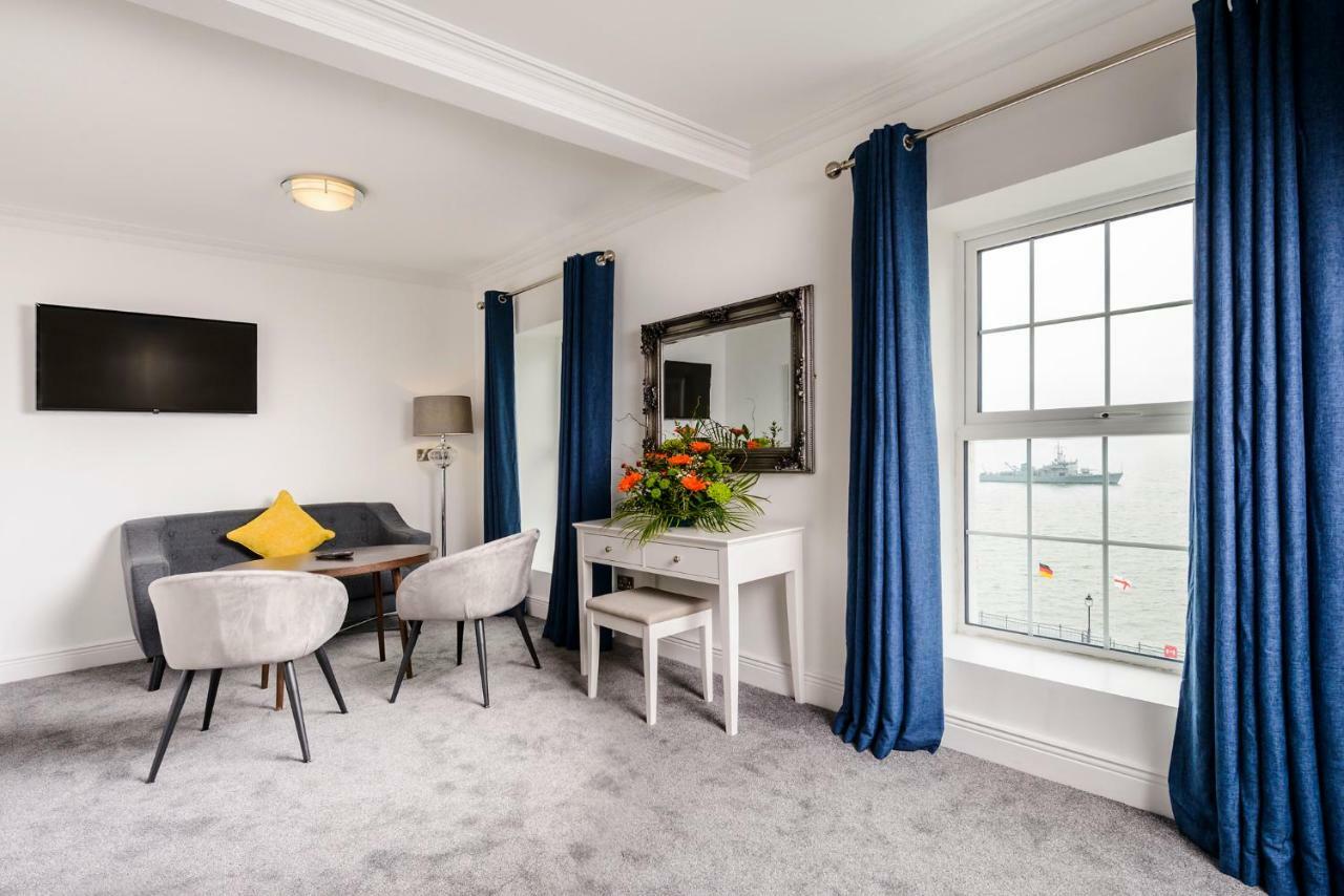 Commodore Hotel Cobh Kültér fotó