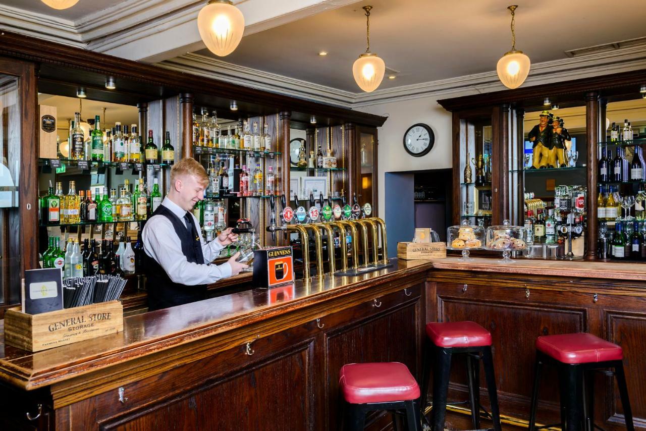 Commodore Hotel Cobh Kültér fotó
